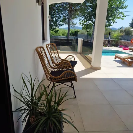 Вилла Luxury Anemone With Private Pool *